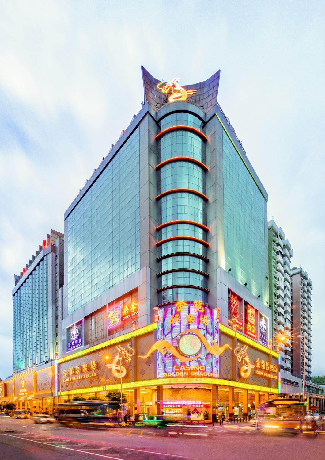 Hotel Golden Dragon Macao Extérieur photo